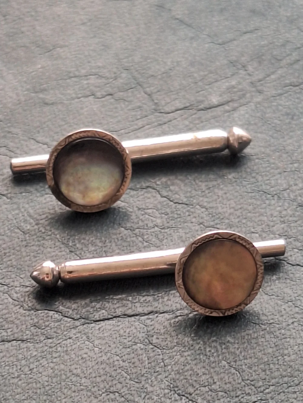 Vintage Silver-Tone Cufflinks with Iridescent Mother of Pearl Cuff Links
